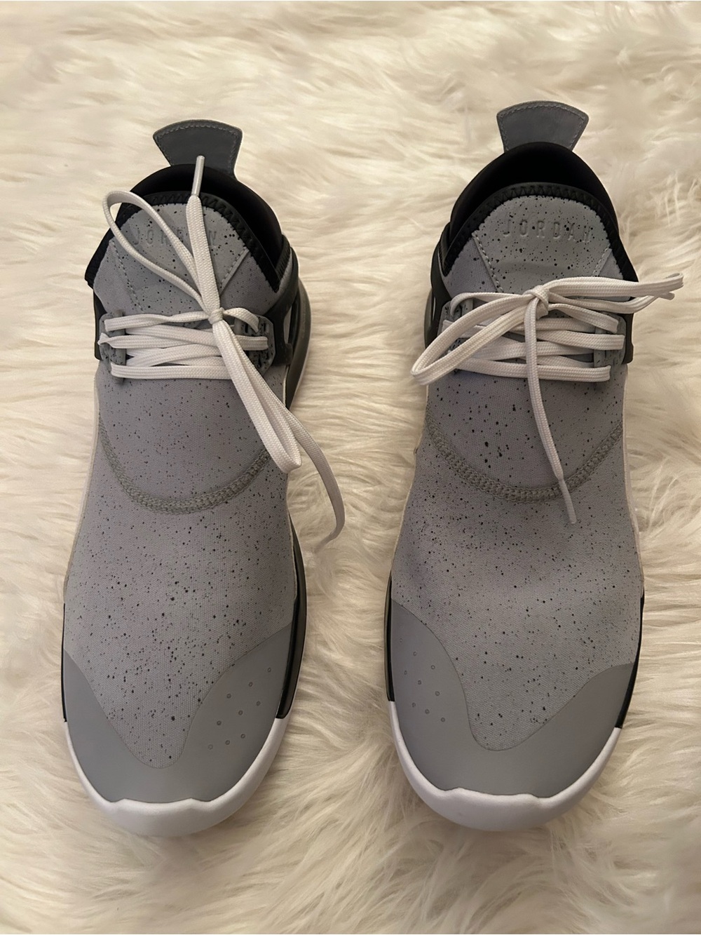 Jordan Men's Grey and Black Speckled Sneakers